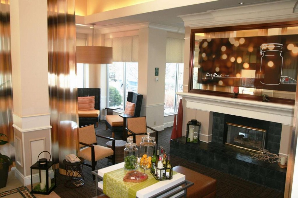 King Room- Mobiltiy Accessible with Bathtub